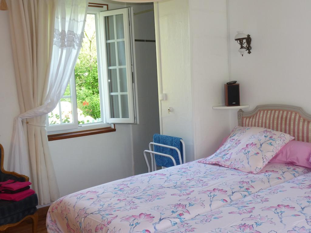 Chambre D'Hotes Au Fil De L'Eau Жюмьеж Экстерьер фото